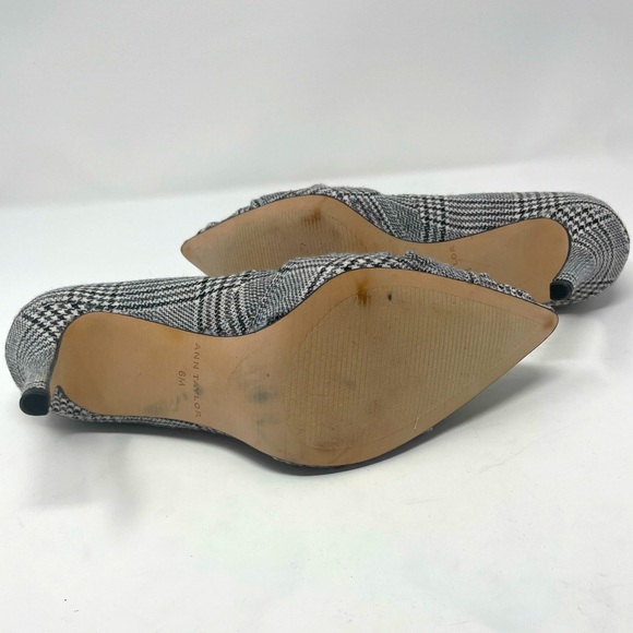 Ann Taylor Plaid Pumps - Picture 5 of 7